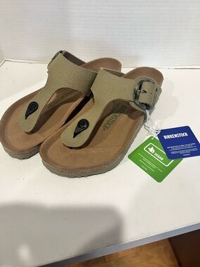 Birkenstock Women's Gizeh Big Buckle Vegan Sandals Size W8-8.5